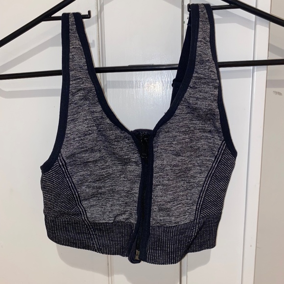 Zip Up Sports Bra - Picture 1 of 2